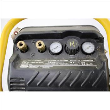 Dewalt 2.5 Gallon Portable Electric Heavy Duty 200 PSI Quiet Air Compressor