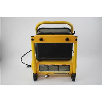 Dewalt 2.5 Gallon Portable Electric Heavy Duty 200 PSI Quiet Air Compressor