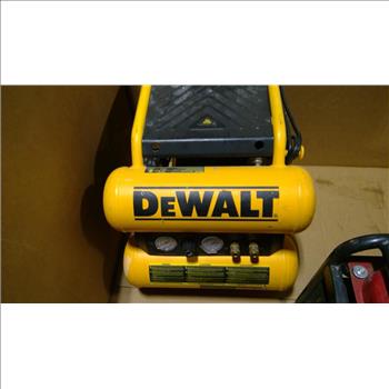 DeWalt 4 Gallon Stacked Tank Air Compressor