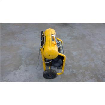 DeWalt 4.5 Gal Air Compressor