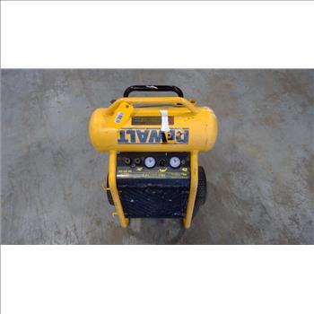 DeWalt 4.5 Gal Air Compressor