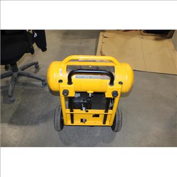 Dewalt 4.5G Air Compressor