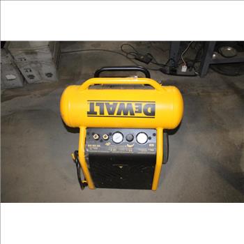 Dewalt 4.5G Air Compressor