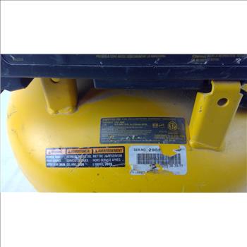 DeWalt 6 GAL. Compressor, DWFP55126