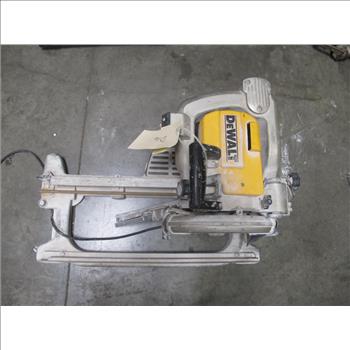 Dewalt B24000 Heavy Duty Wet Tile Saw