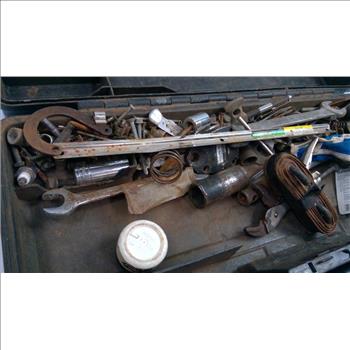 DeWalt Case With Mixed Sockets, Screws, And More