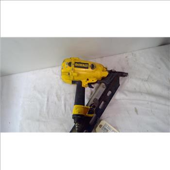 DeWalt Clipped Head Framing Nailer