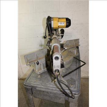 DeWalt Compound Miter Saw