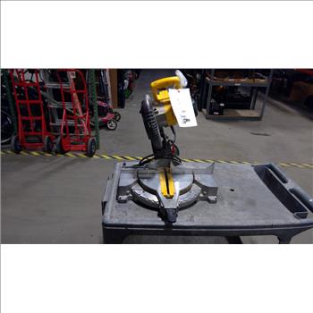 DeWalt Compound Miter Saw