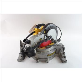 DeWalt Compound Miter Saw