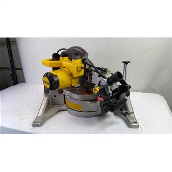 DeWalt Compound Miter Saw