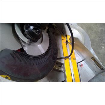 DeWalt Compound Miter Saw