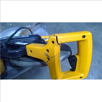 DeWalt Compound Miter Saw