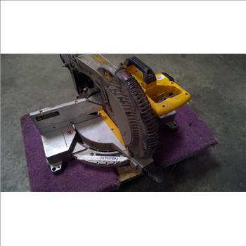 Dewalt Compound Miter Saw