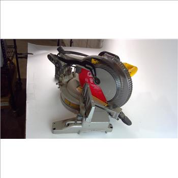 DeWalt Compound Miter Saw