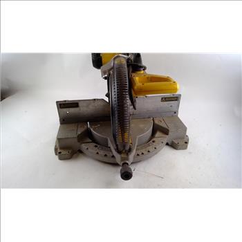 Dewalt Compound Mitter Saw