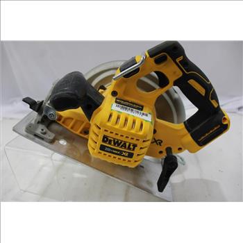DEWALT CORDLESS CIRCULAR SAW