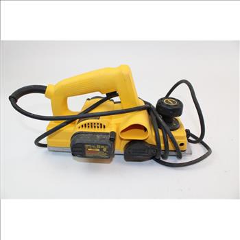 Dewalt D26676 Planer