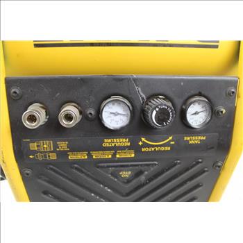 Dewalt D55141 Heavy-duty 2 Gallon Trim Compressor