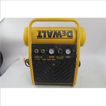 Dewalt D55141 Heavy-duty 2 Gallon Trim Compressor
