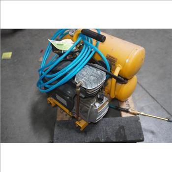 DeWalt D55153 Electric Air Compressor