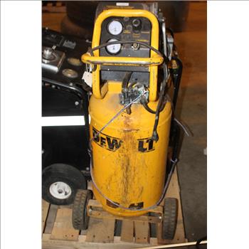 Dewalt D55168 Wheeled Portable Compressor