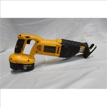 DeWalt DC385 Reciprocating Saw