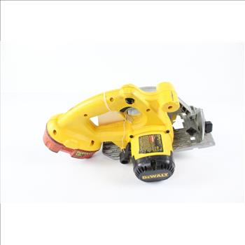 DeWalt DC390 Circular Saw