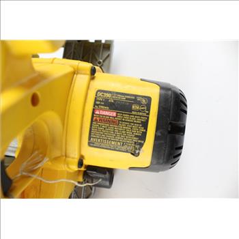 DeWalt DC390 Circular Saw