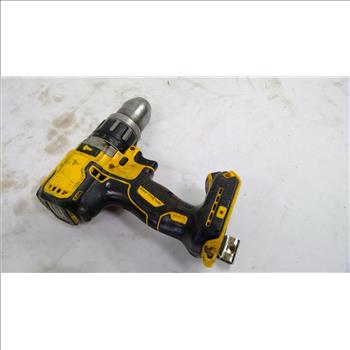 Dewalt Drill With Charger And 5Ah Battery