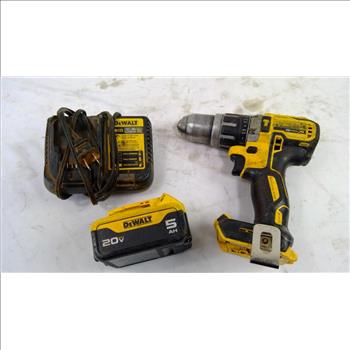 Dewalt Drill With Charger And 5Ah Battery