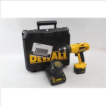 Dewalt Dw972 Cordless Clutch Drill Driver