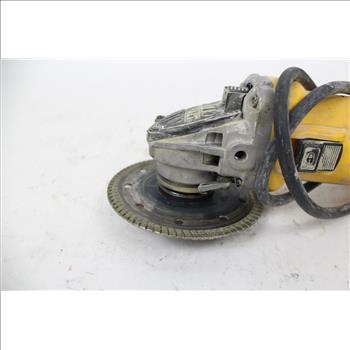 DeWalt Dwe4011 Grinder
