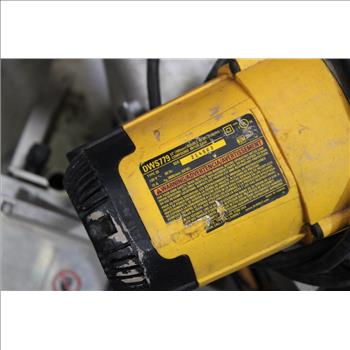DeWalt DWS779 Double Bevel Sliding Compound Miter Saw