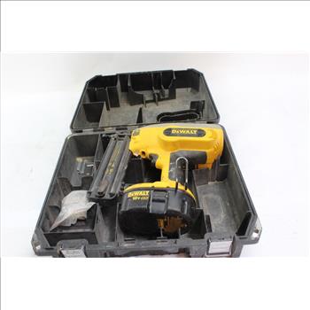 Dewalt Electric Cordless Brad Nailer With Case