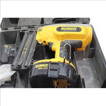 Dewalt Electric Cordless Brad Nailer With Case
