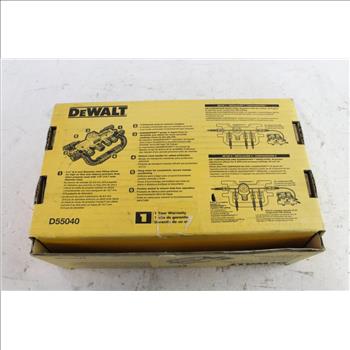 DeWalt Heavy Duty Quadraport Air Line Splitter With Regulator
