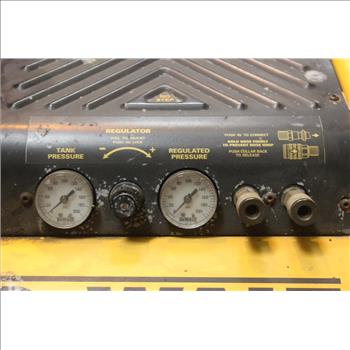 Dewalt Heavy-Duty Emglo Air Compressor