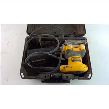 DeWalt Palm Sander