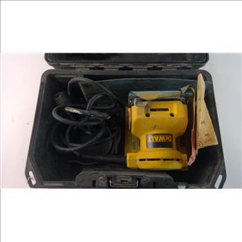 DeWalt Palm Sander