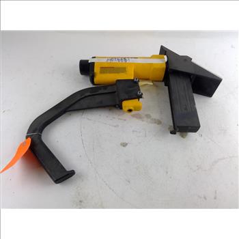 Dewalt Pneumatic Flooring Stapler