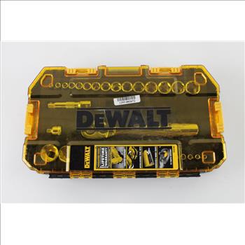 DeWalt Ratcheting Wrench Set With Case