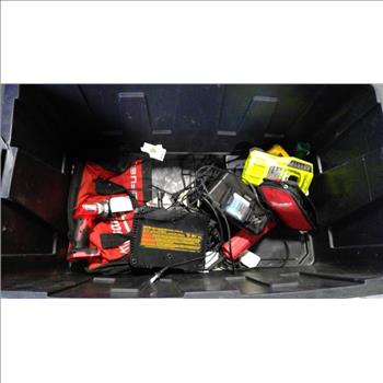 Dewalt Sander And More 10+ Pieces