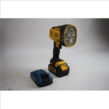 DeWalt Tool Bag With Cordless Flashlight