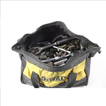 Dewalt Tool Bag With Ratchets And Sockets