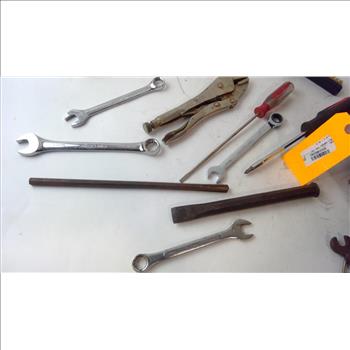 DeWalt Tool Bag With Tools, 10+ Pieces