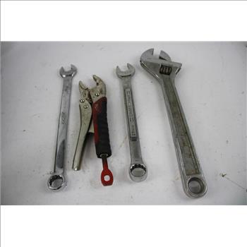 DeWalt Tool Bag With Tools