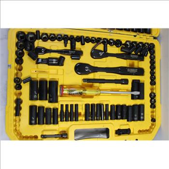 DeWalt Tool Set