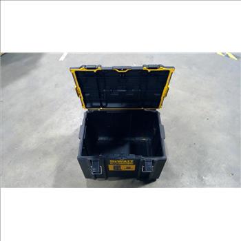 DeWalt ToughSystem 2.0 Rolling Tool Chest, 28x26x18