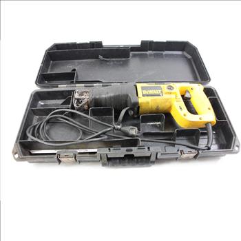 Dewalt Variable Speed Reciprocating Saw With Case